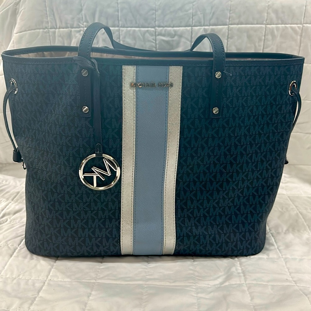 Michael Kors tote